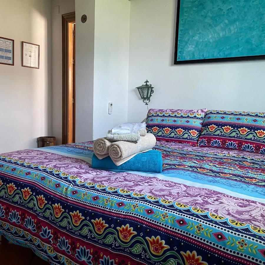 Kamer met Kingsize Bed en Uitzicht op de Tuin