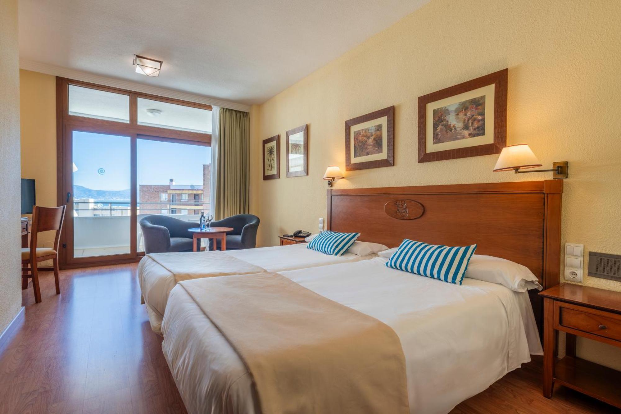 Superior Room With Side Sea View